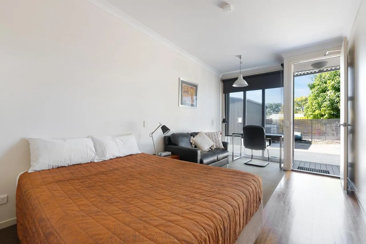 Smart Stayzzz Inns Clermont 4*,  Australia